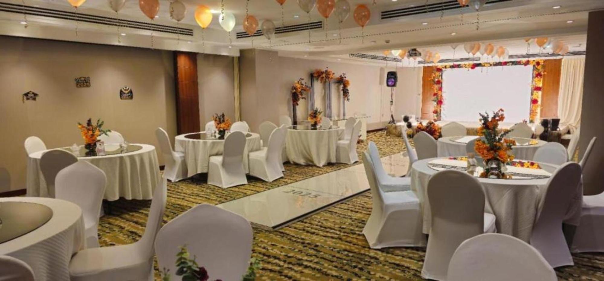 Continent Sumou Hotel Al Khobar Exteriör bild